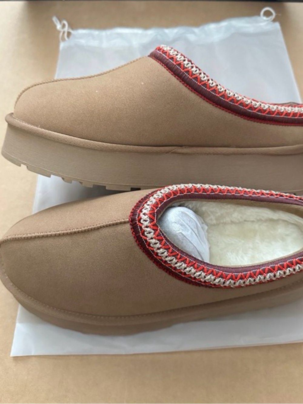 Brand New 2" Women's Platform Slippers Size 10 - Picture 1 of 4